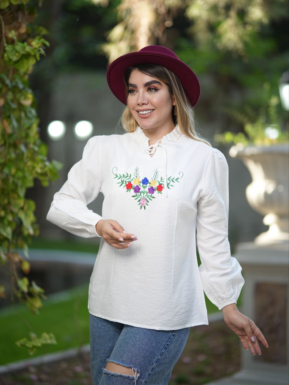 شومیز گلدوزی نازمهر