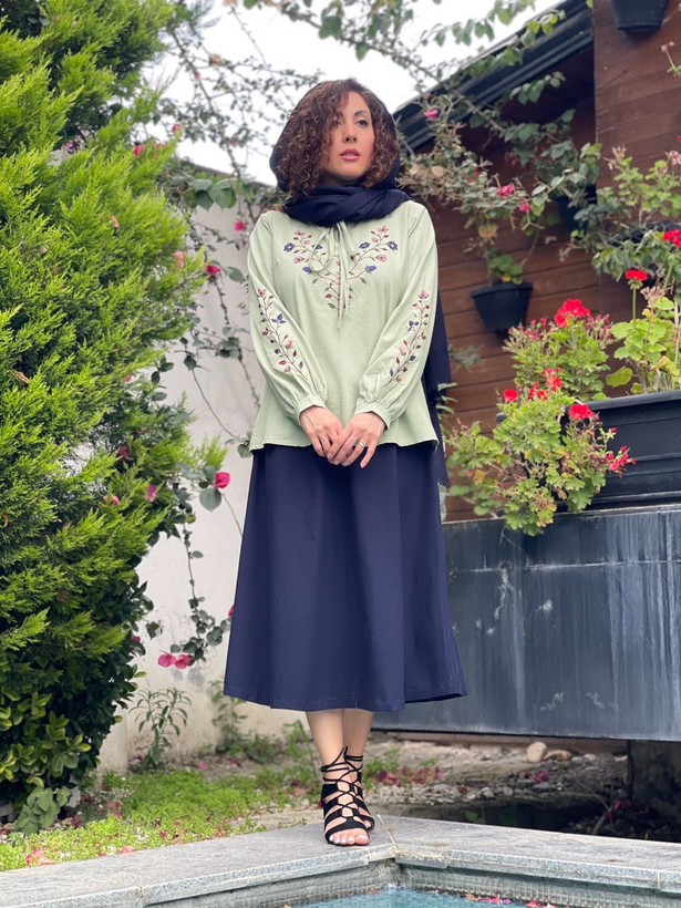شومیز گلدوزی دلناز