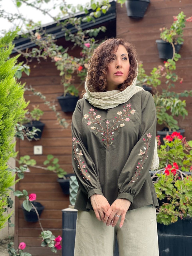 شومیز گلدوزی دلناز